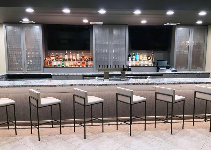 Doubletree By Hilton Madison Downtown